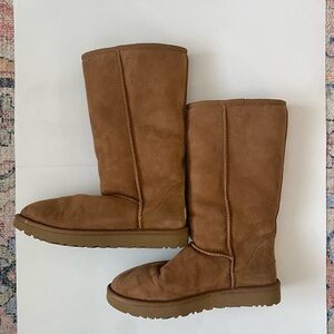 Women’s UGG Tall Brown Winter Boots